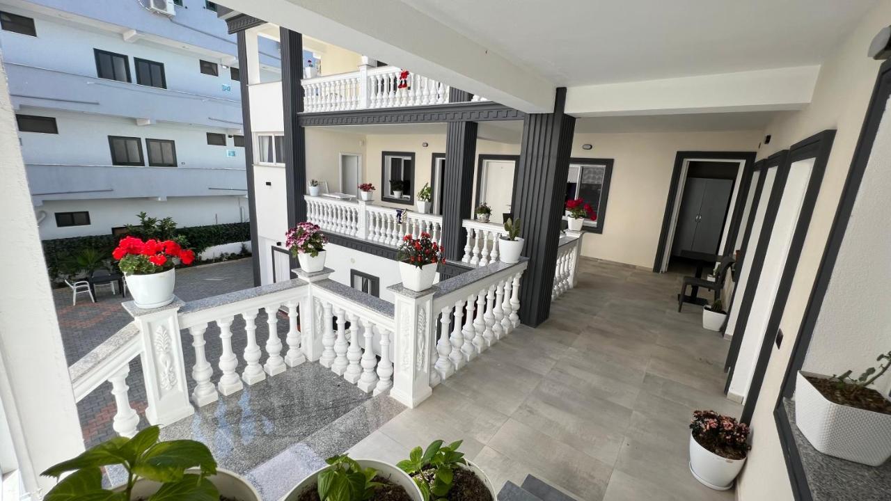 Vila Aaron Durrës Eksteriør billede